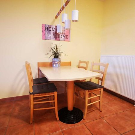 Ferienwohnung Kranichglueck Neddesitz Esterno foto